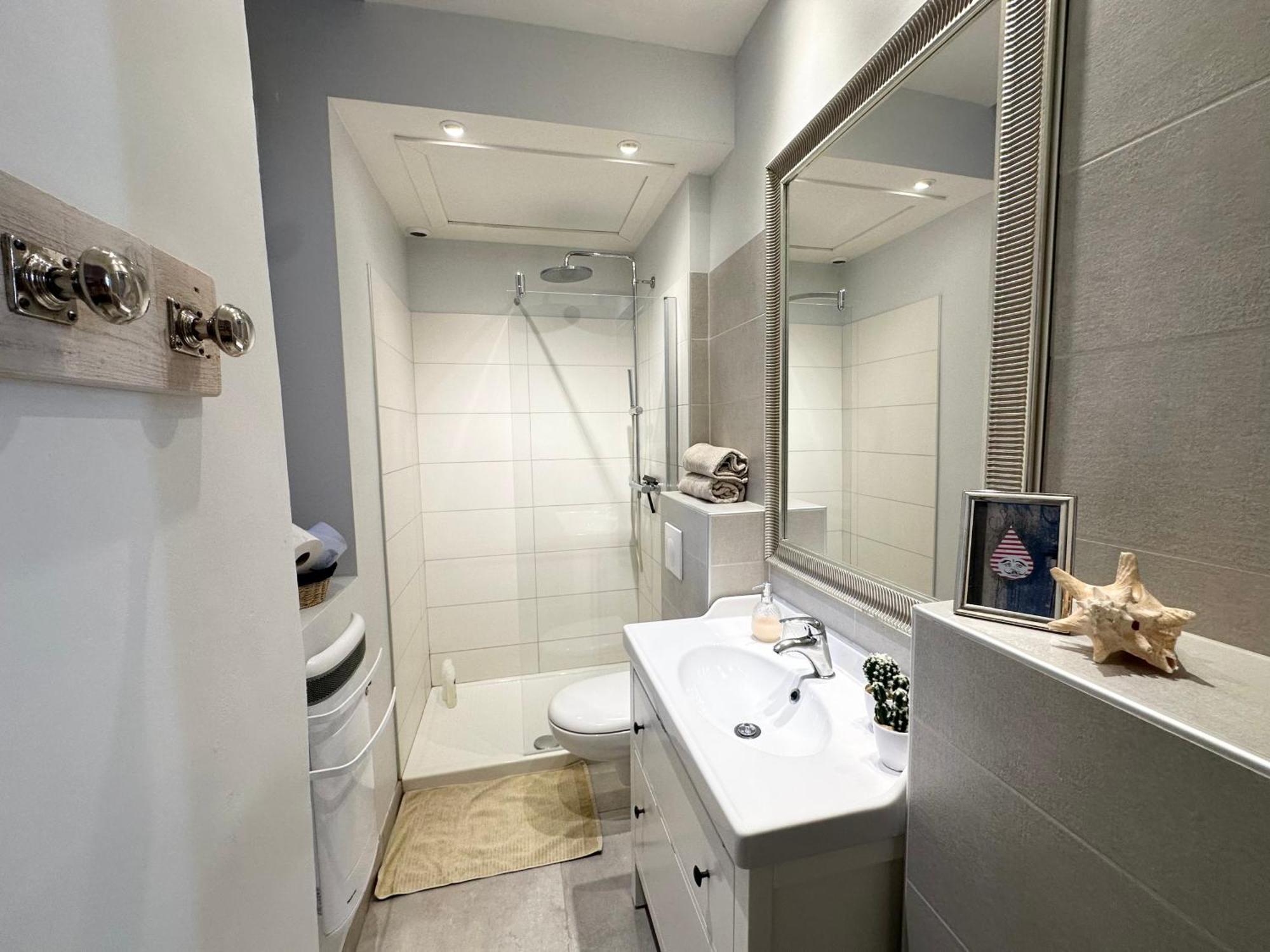 רודז Appartement Le Bourg Hypercentre Wifi מראה חיצוני תמונה