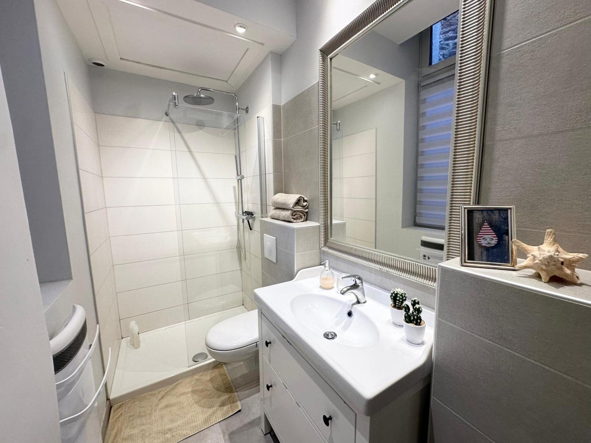 רודז Appartement Le Bourg Hypercentre Wifi מראה חיצוני תמונה